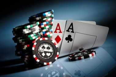 Mobile app interface showing Allbet table selection